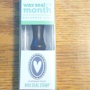 Spellbinders Wax Seal Stamp & a bag of wax - Scalloped Heart